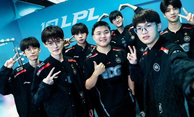 这12名球 这12名球